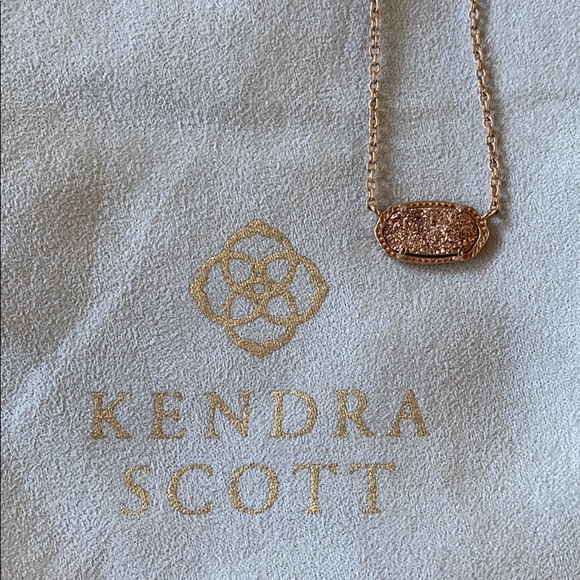 Kendra Scott Jewelry - • Kendra Scott • Gold on Gold Elisa Necklace